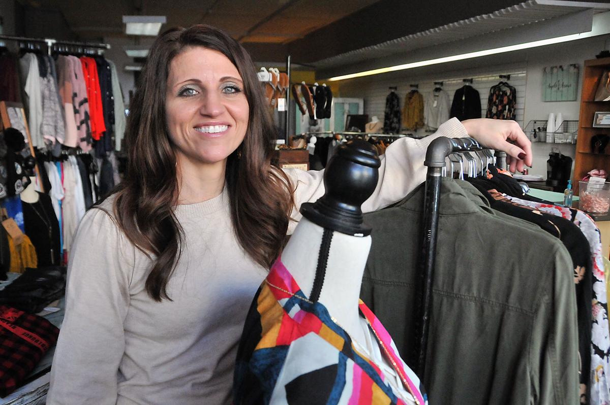 Baraboo Boutique Offers Latest In Women S Clothing Regional News