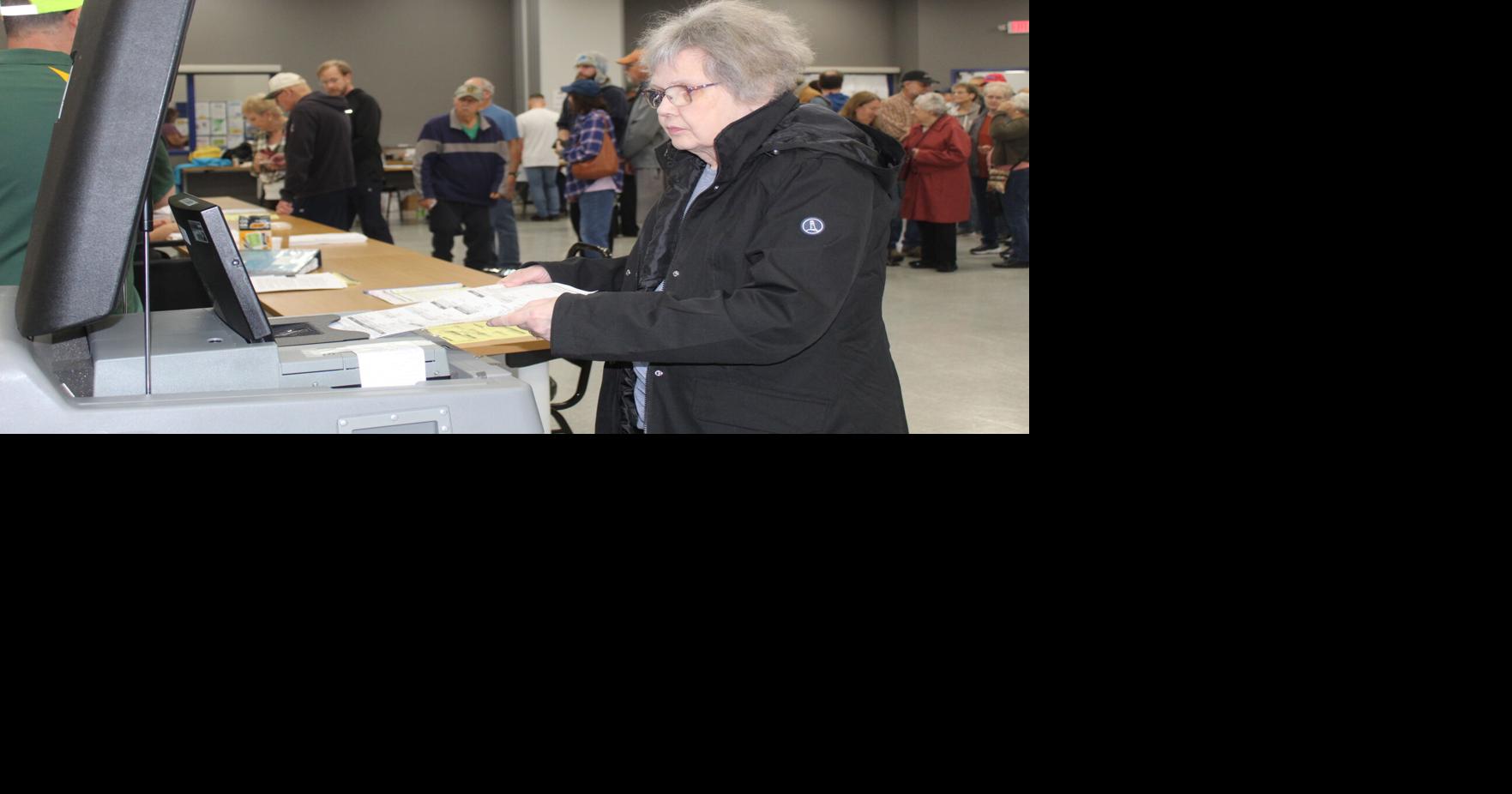Beaver Dam mayor -- Roberta Marck defeats Jack Yuds