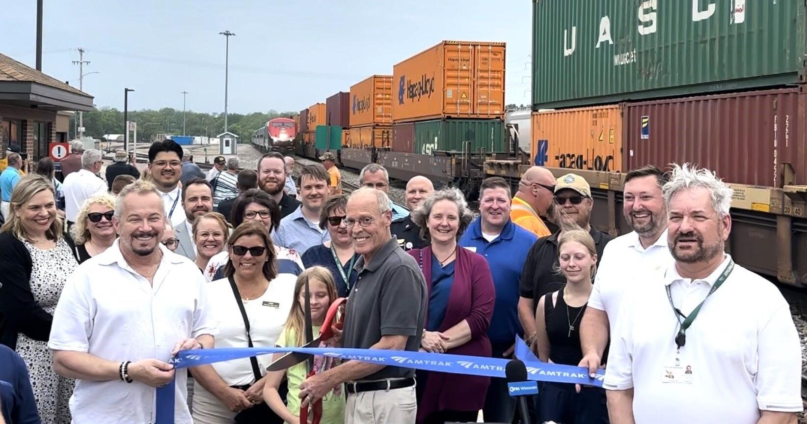 Amtrak's new Borealis train makes first stop in Portage - Vimarsana News