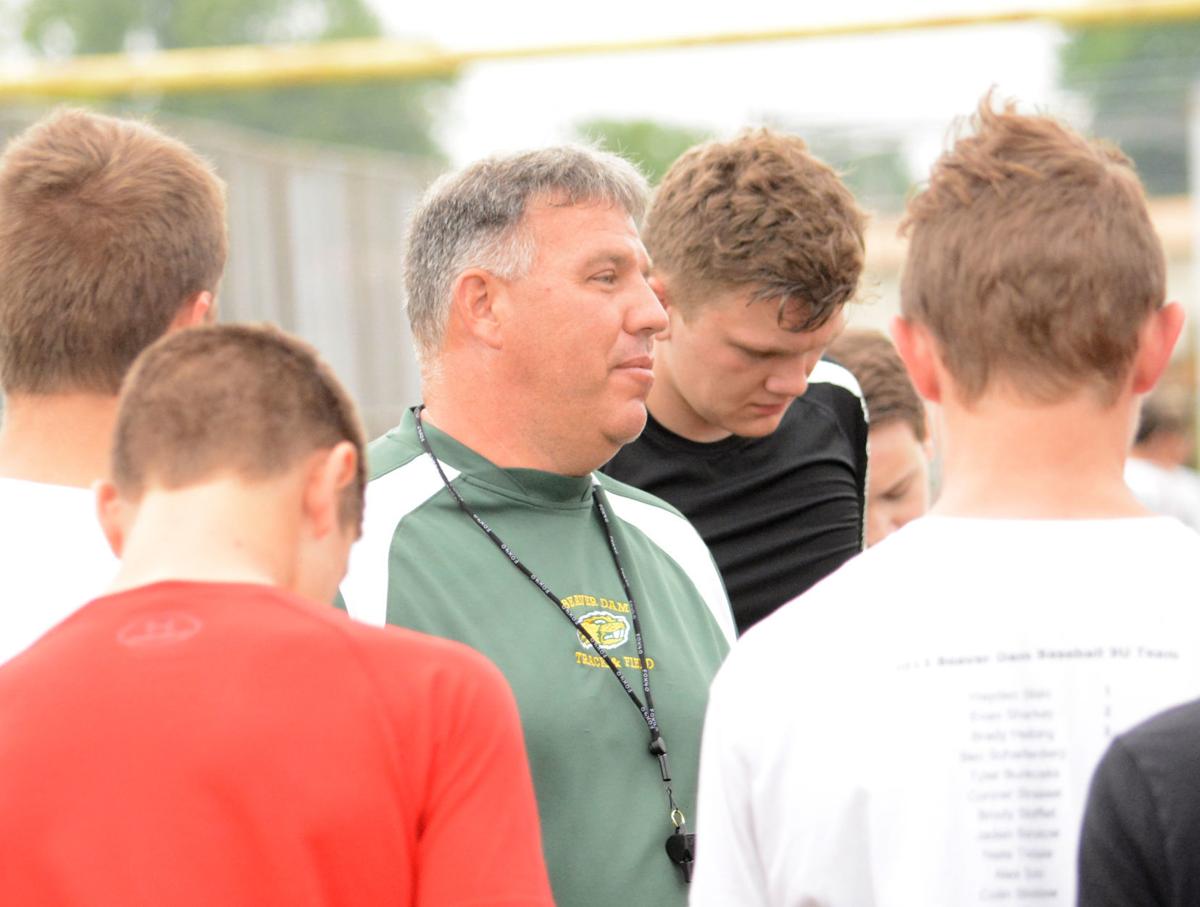 Football Beaver Dam Coach Reacts To Wiaa S Approval Of Football