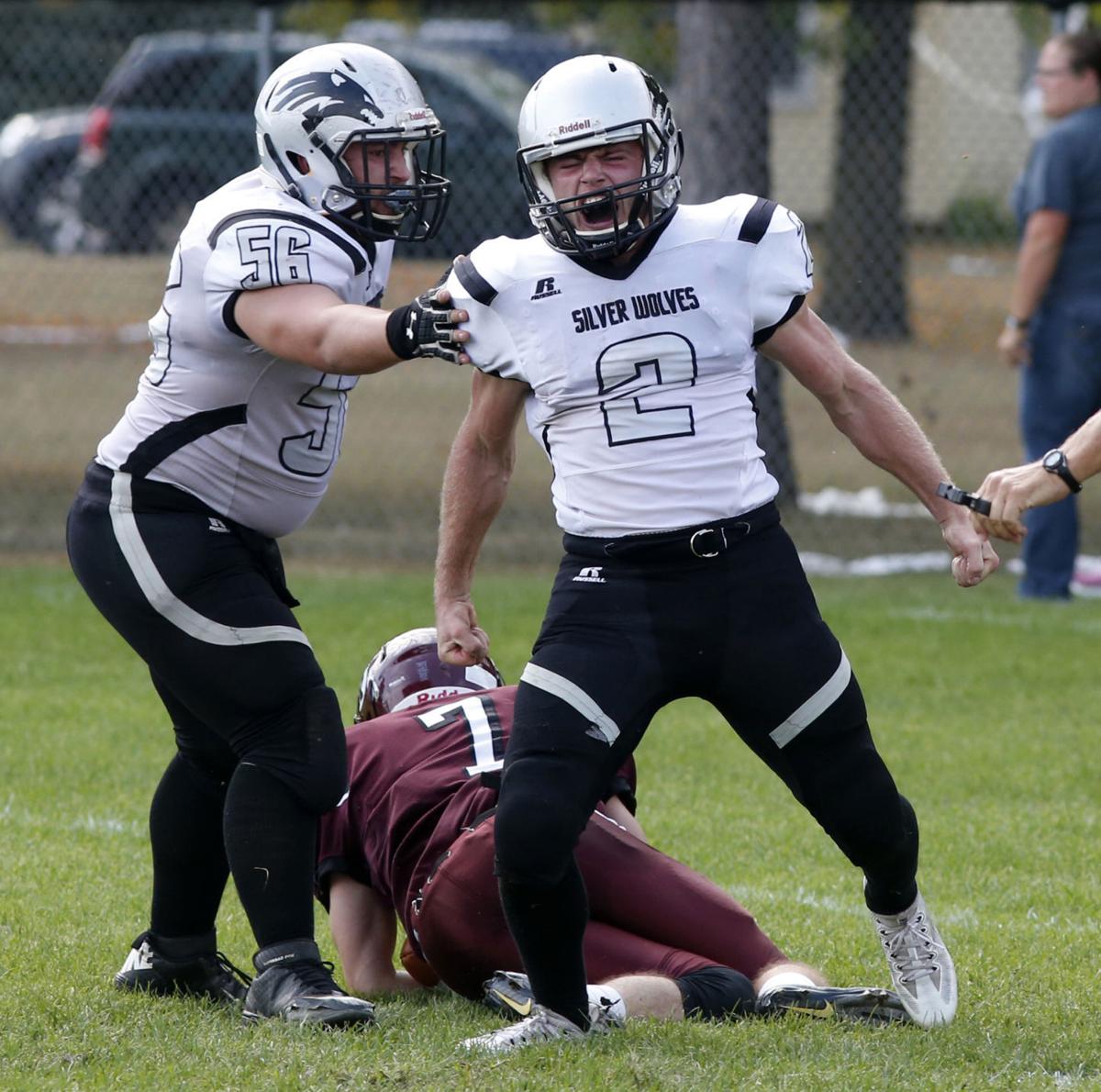 WonewocCenter/Weston defeated by Riverdale Football