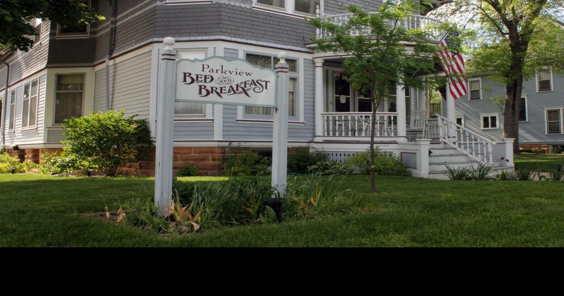 Couple retires from Reedsburg bed and breakfast