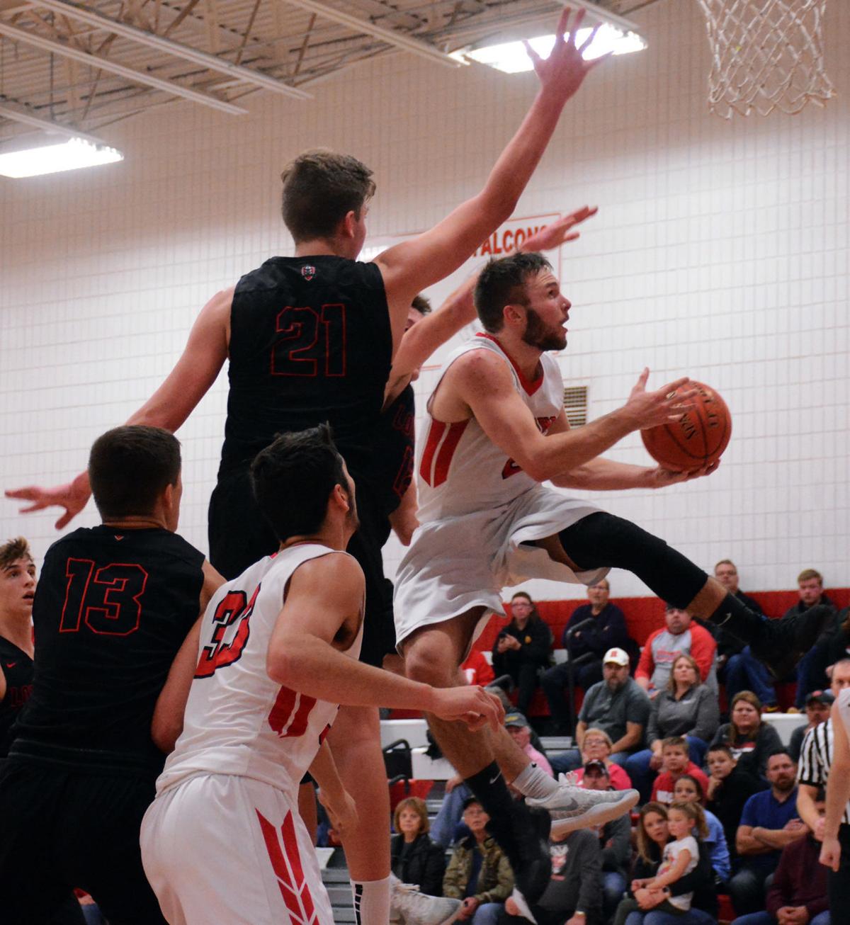 Boys Hoops Oshkosh Lourdes Beats Hustisford 77 66 In Clash Of