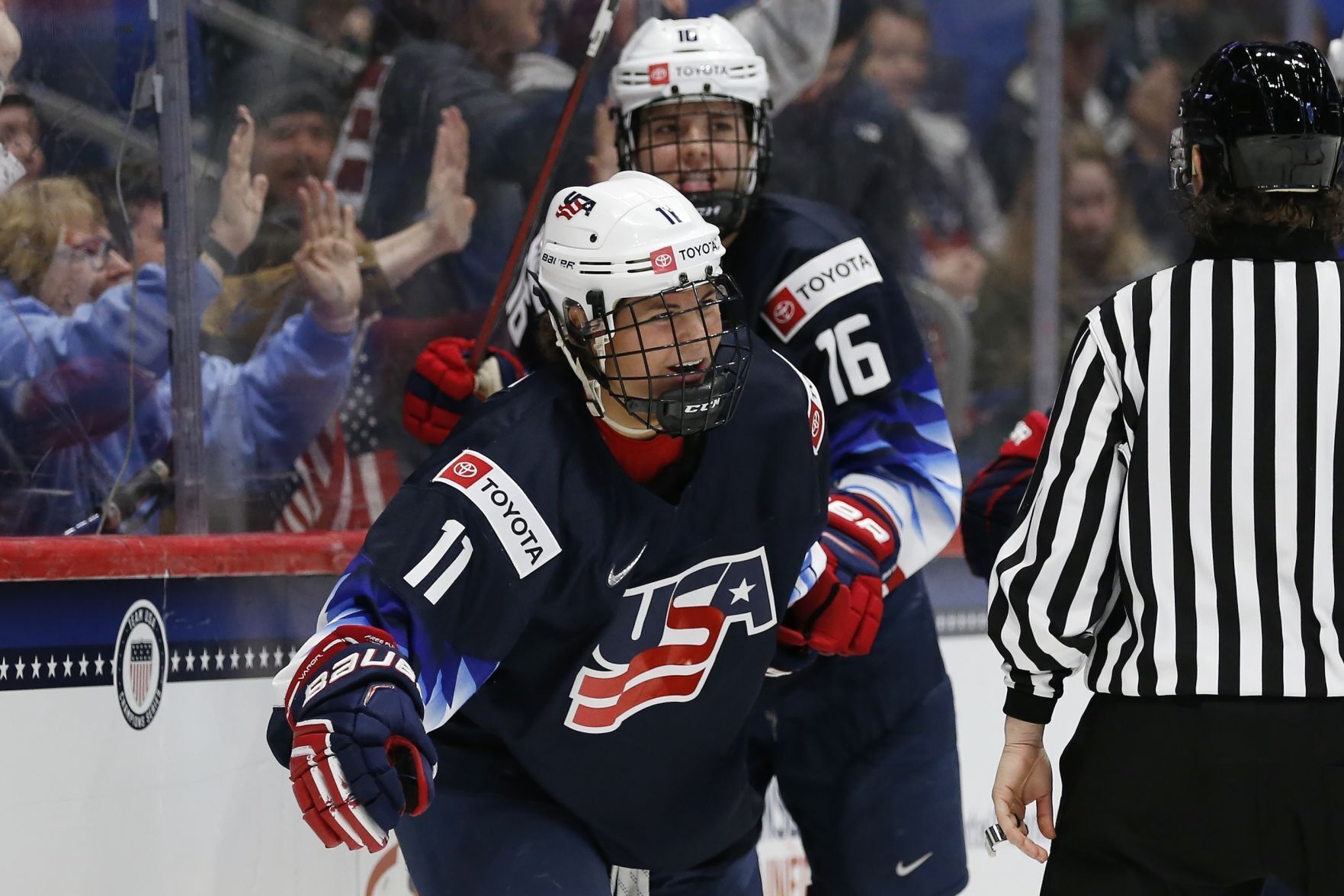 Heres how to watch 13 Badgers players at the womens hockey world championship