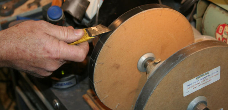 Sharping a blade