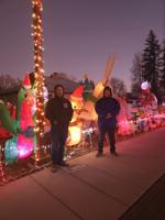 Show Low father and son prepare veterans tribute Christmas Display