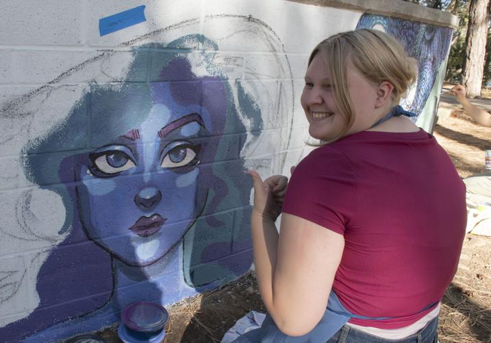 NPC art students add color to Fool Hollow history 260 Connection