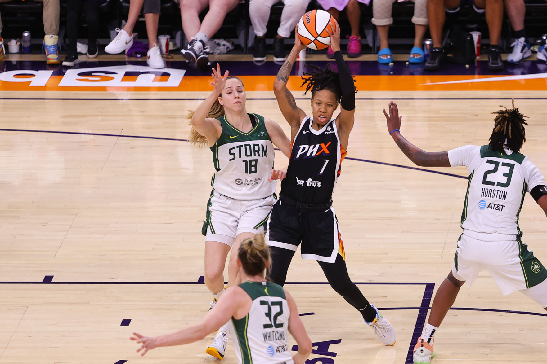 Mercurys early-season woes continue as Brittney Griner injures hip in loss to Seattle Storm Sports wmicentral image