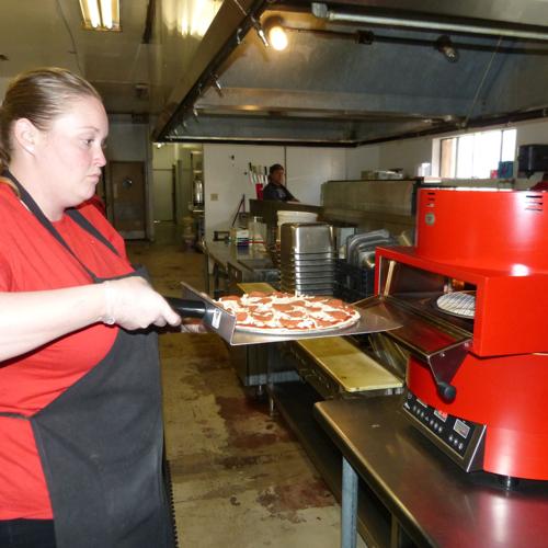 New artisan pizza restaurant opening in Springerville Apache County