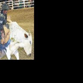 Taylor Rodeo thrills thousands | Local Sports | wmicentral.com