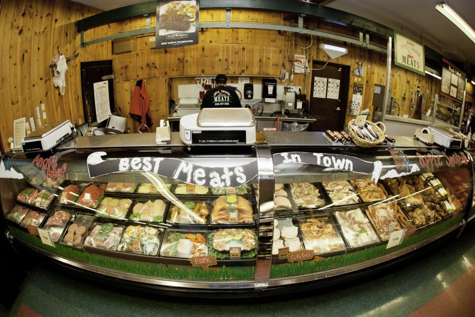 Eddie's Country Store is unique unsupermarketlike facility Navajo