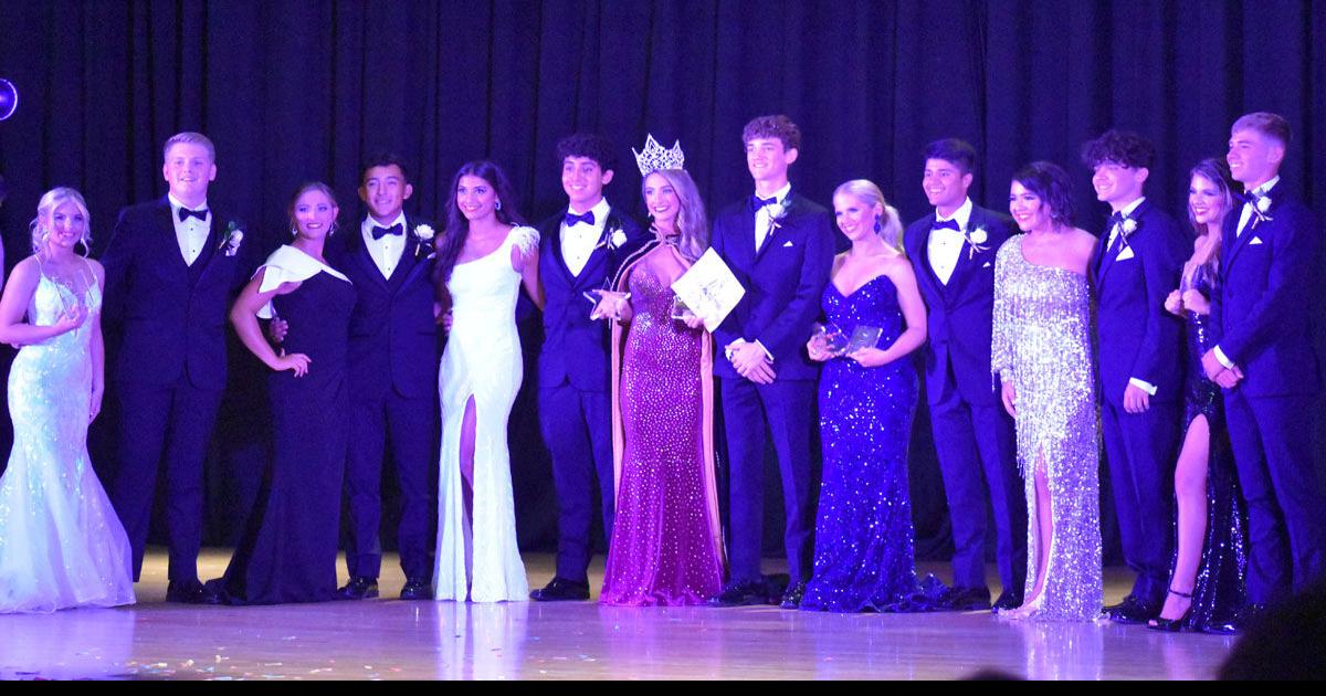 Miss Woodward 2022 Community