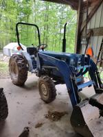 Tractor New Holland 1715 asking $15,000