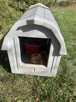 Insulated/built in heater dog house