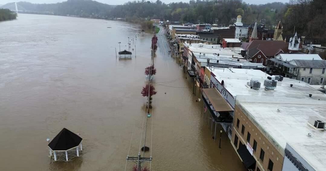 River Cities region cleaning up from Ohio River flood; - Vimarsana News