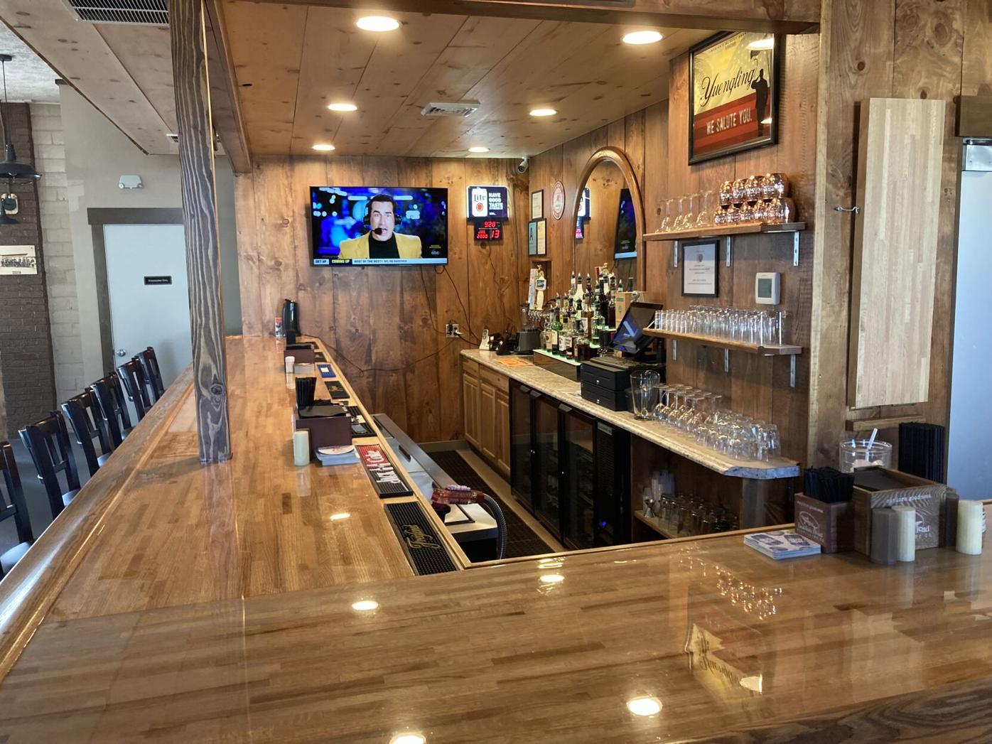 Friendsville Public House brings pub food atmosphere News