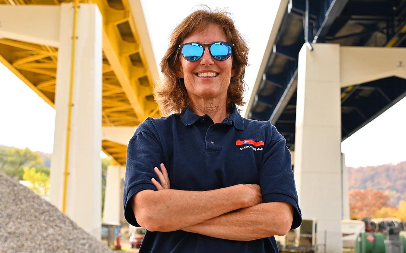 Chuck Yeager's wife approves of blue&gold paint scheme on West