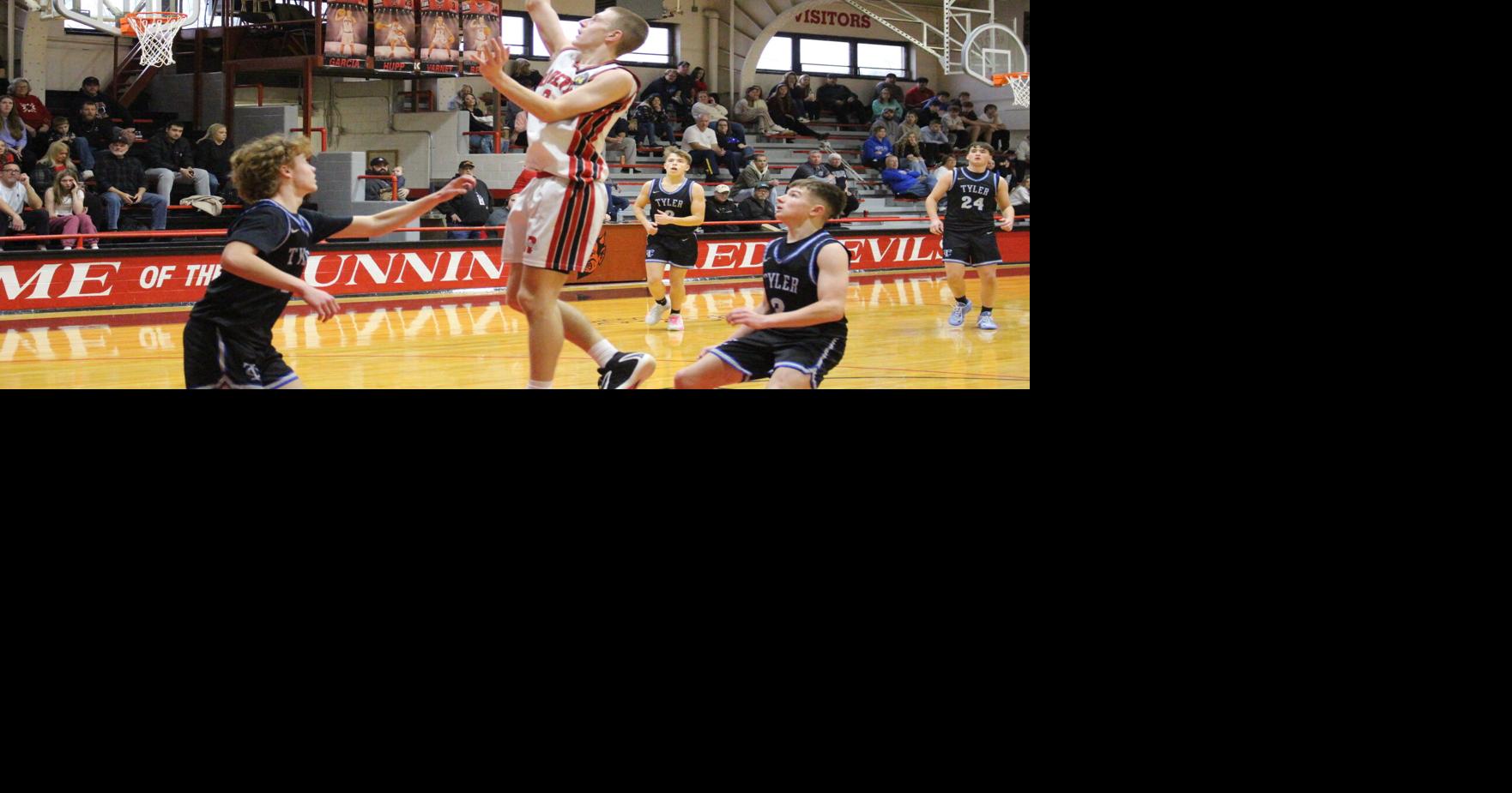 Tyler Consolidated edges Ravenswood in narrow 66-63 loss | Jackson Star ...
