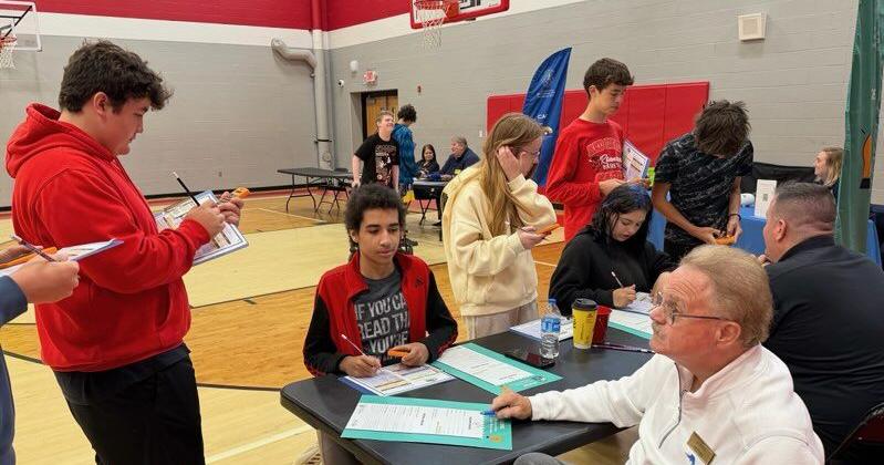 Ravenswood students learn financial literacy through interactive 'Get A Life' program