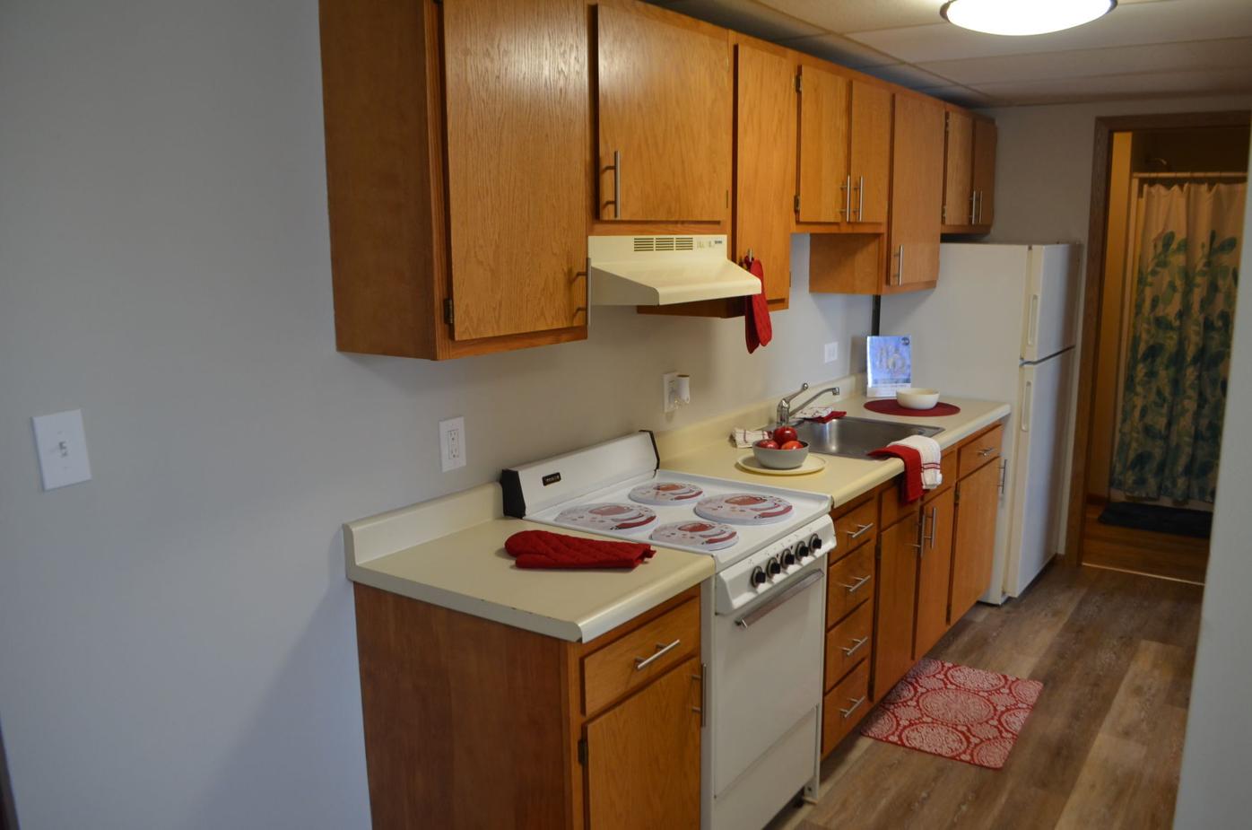 Marion Co., West Virginia, Chamber holds ribbon cutting for new