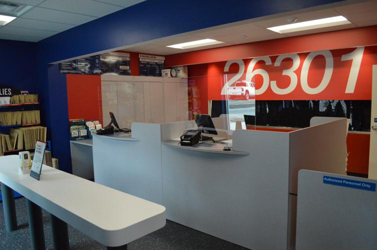 Clarksburg, West Virginia, celebrates U.S. Post Office grand opening