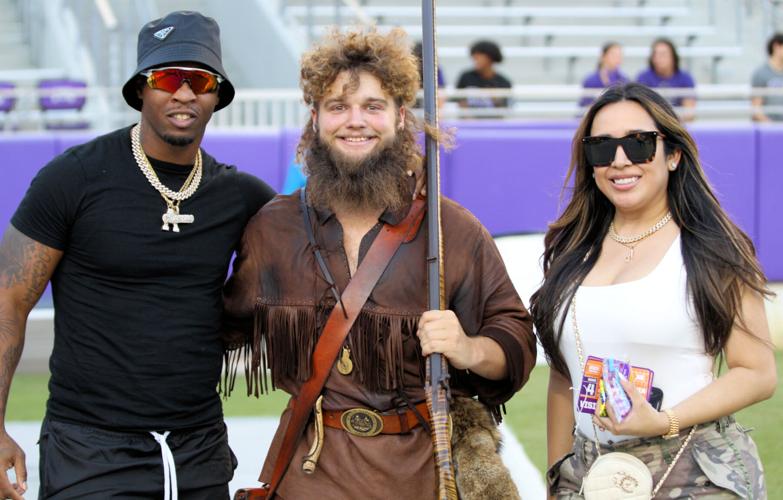 Photo Gallery II: West Virginia Mountaineers - TCU Horned Frogs | West Virginia University