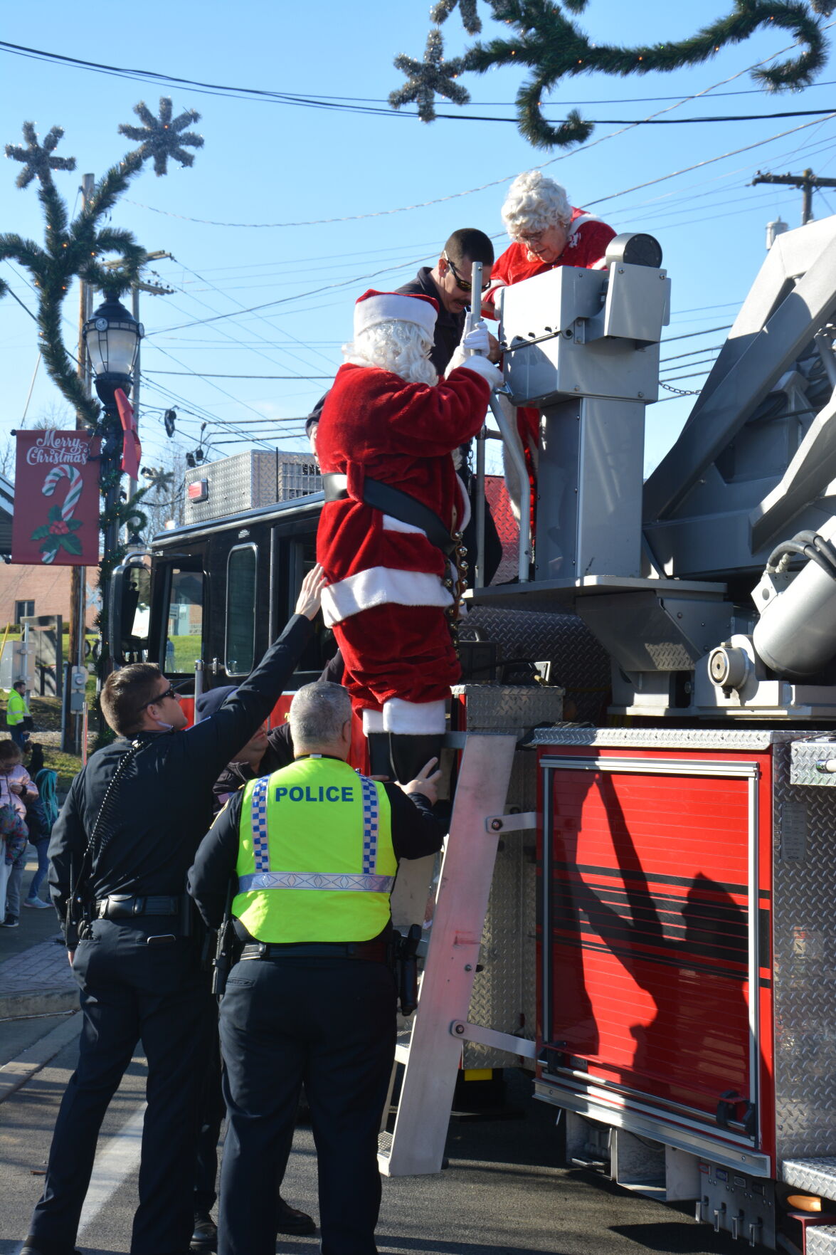 Hungarian Christmas Bridgeport Ct 2022 Bridgeport Kicks Off Christmas Season With Light Up Night And Parade |  Harrison News | Wvnews.com