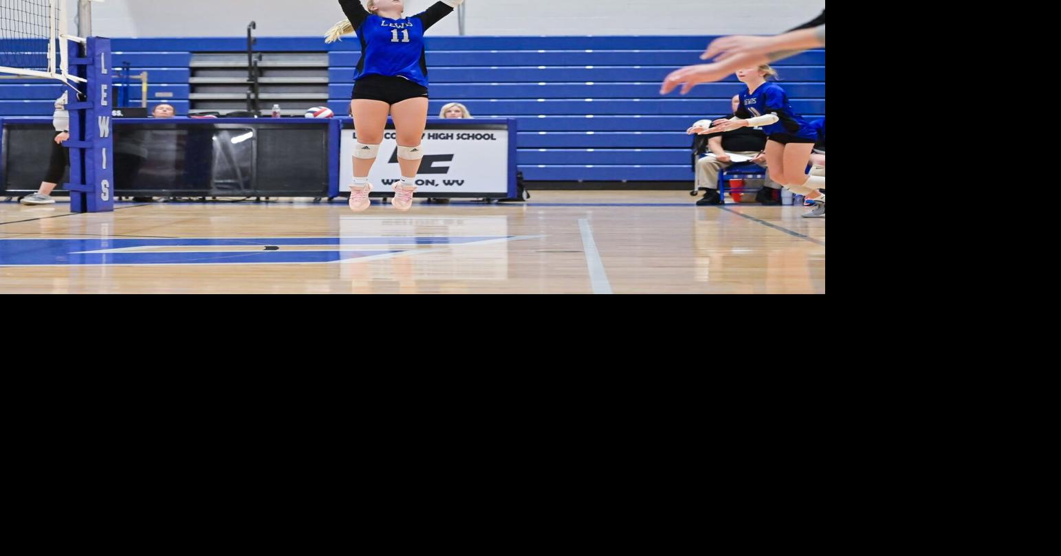 Lewis County Volleyball Improves to 6-1 After Sweeping Home Quad Match