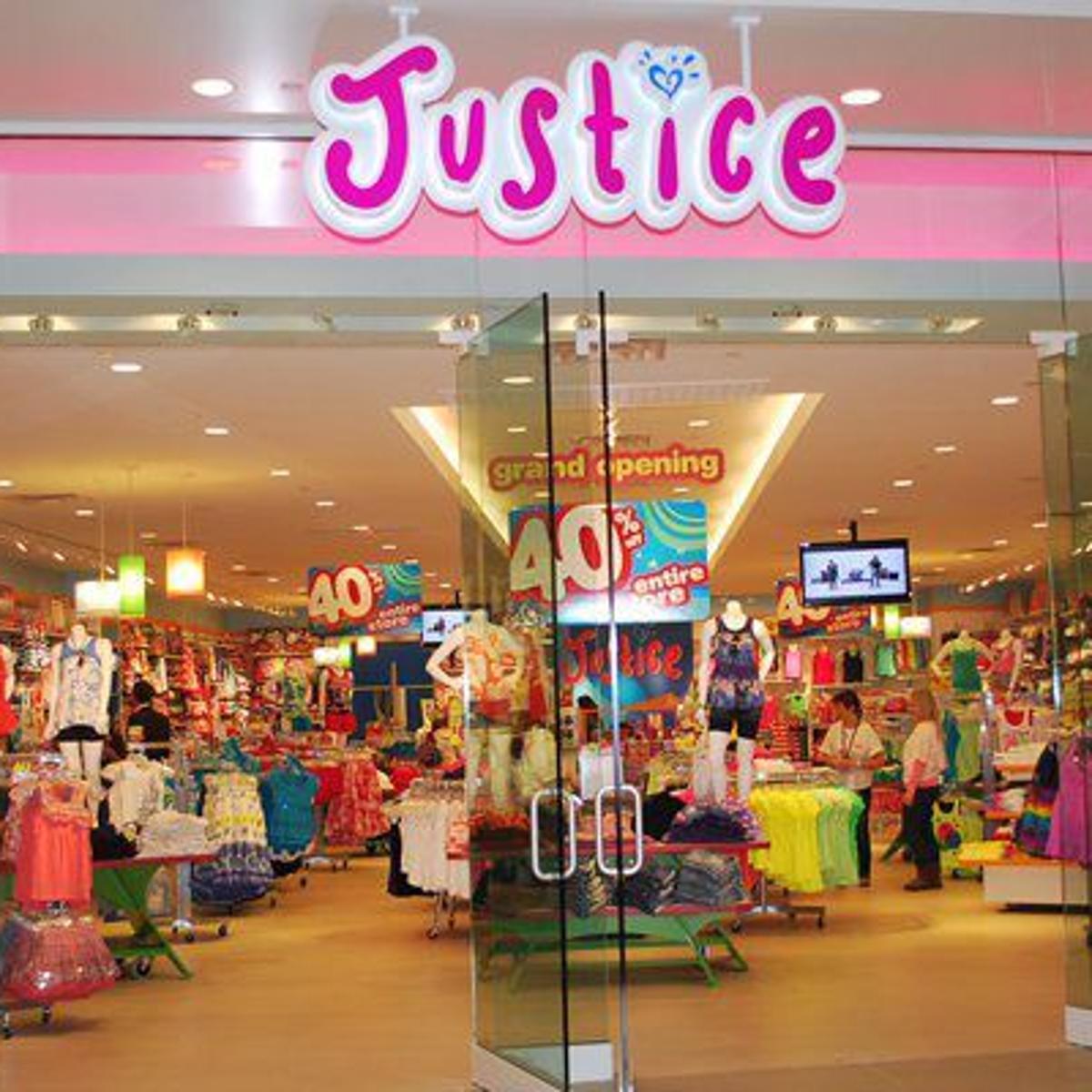 Justice Chain Closing About 600 Of Its Stores Nationwide