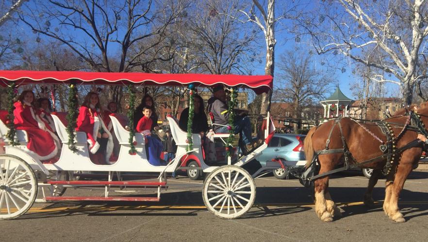 Gallipolis Christmas parade draws 70 entries, plenty of spectators