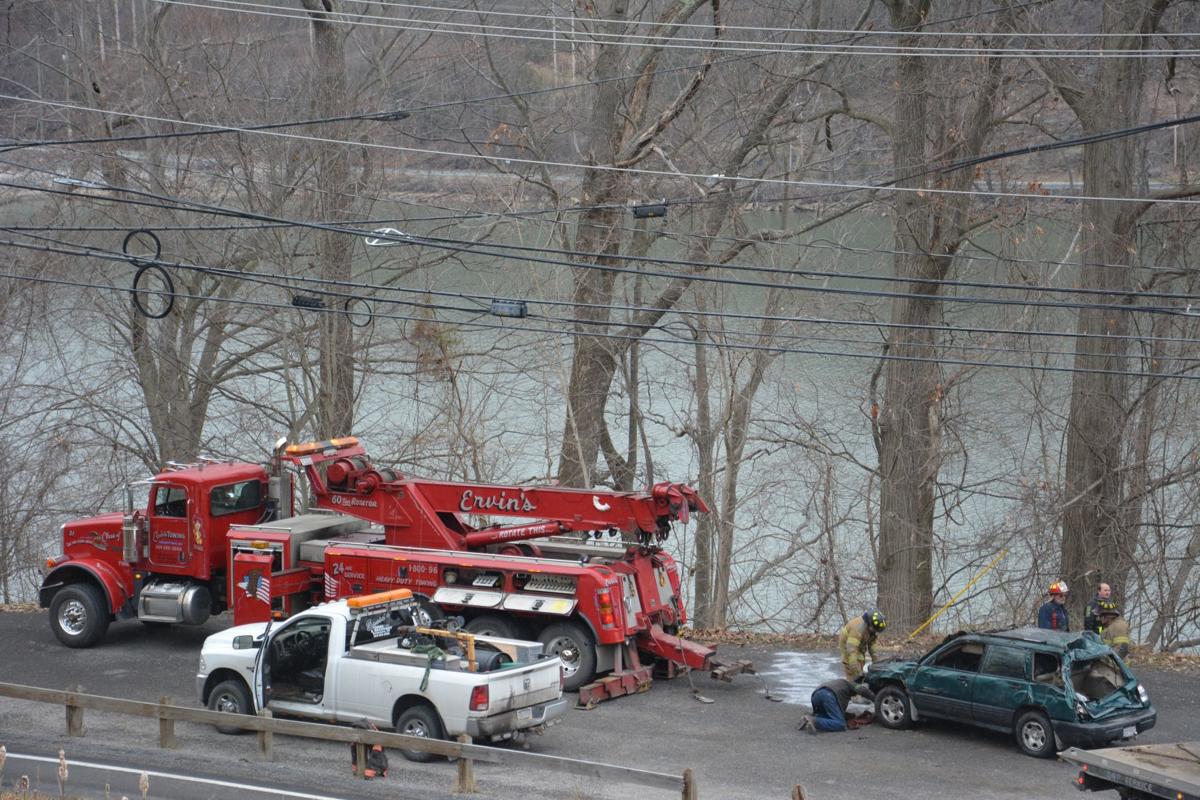 Car plunges into Cheat Lake, driver escapes without serious injury WV News