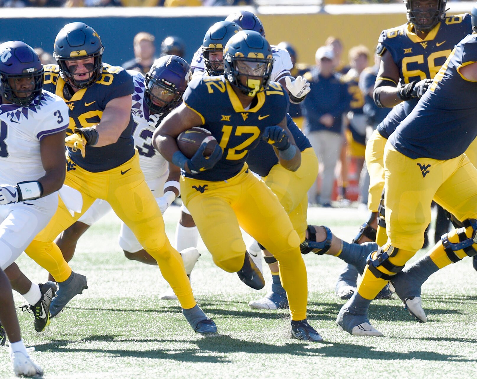 CJ Donaldson Poised For Breakout Season As Star Of WVU Offense | West ...