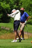 Familiar faces Bradshaw, Brand share lead at West Virginia Open