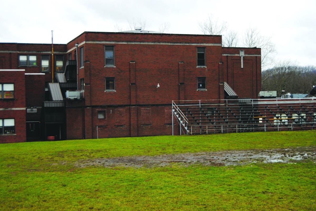 Lumberport Middle School sale brings about 100,000 Local