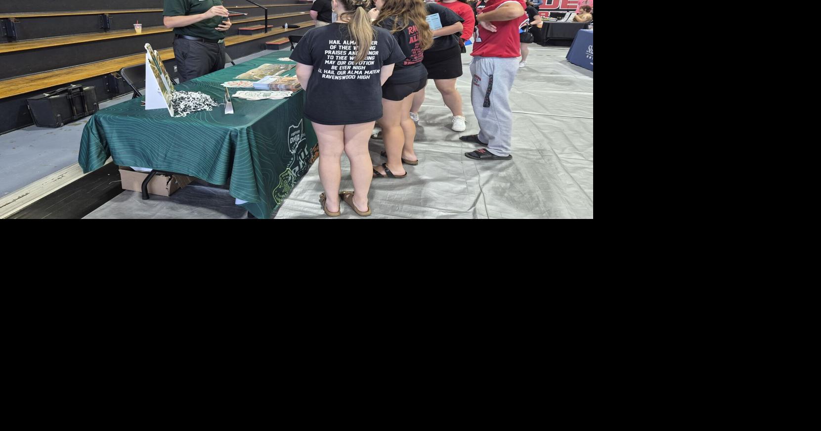 Ravenswood High School seniors explore higher education options at College Day