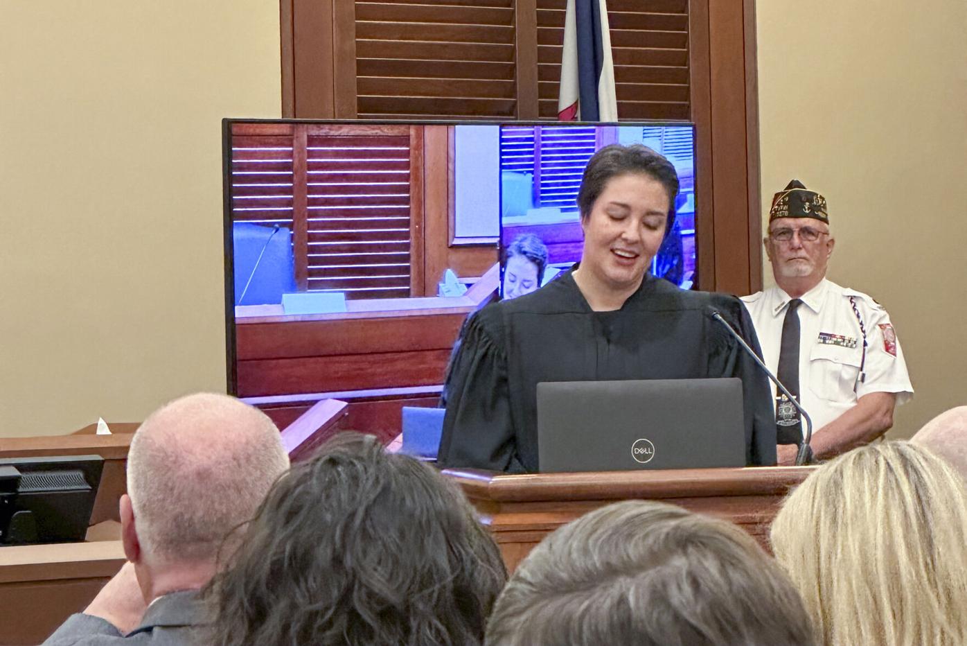 Herron sworn in as 4th Circuit presiding judge, News