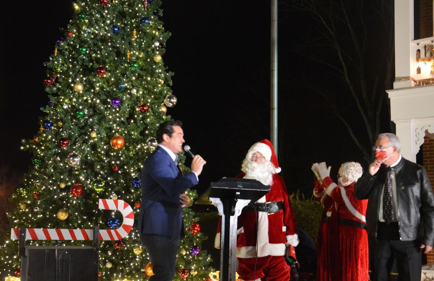 Hungarian Christmas Bridgeport Ct 2022 Altered Bridgeport (West Virginia) Light Up Night Still Delights Smaller  Crowd | Harrison News | Wvnews.com