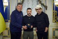 Brad Paisley discusses passion for baseball 