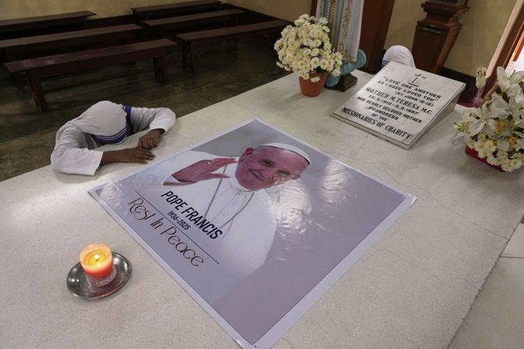 PHOTO COLLECTION Best of Vatican Obit Pope Francis Global Reaction