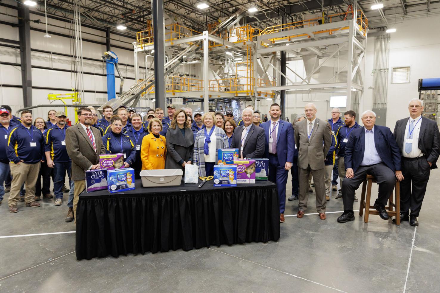 Clorox opens stateoftheart cat litter manufacturing plant in West