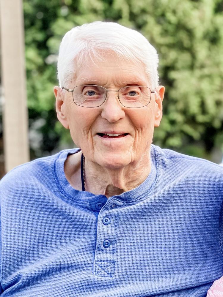 E.V. Clarke Jr., former business leader, Gallipolis city manager, dies