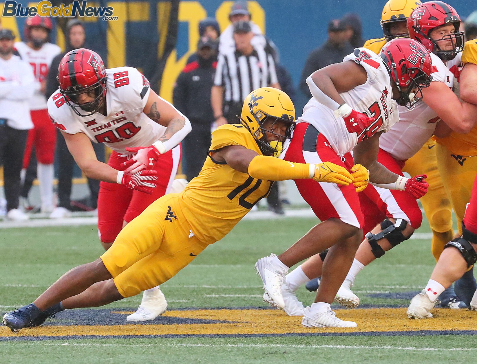 Photo Gallery I: West Virginia Mountaineers - Texas Tech Red Raiders ...