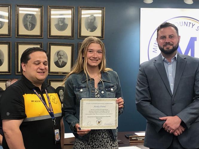 Board of Ed recognizes Golden Horseshoe, Social Studies winners