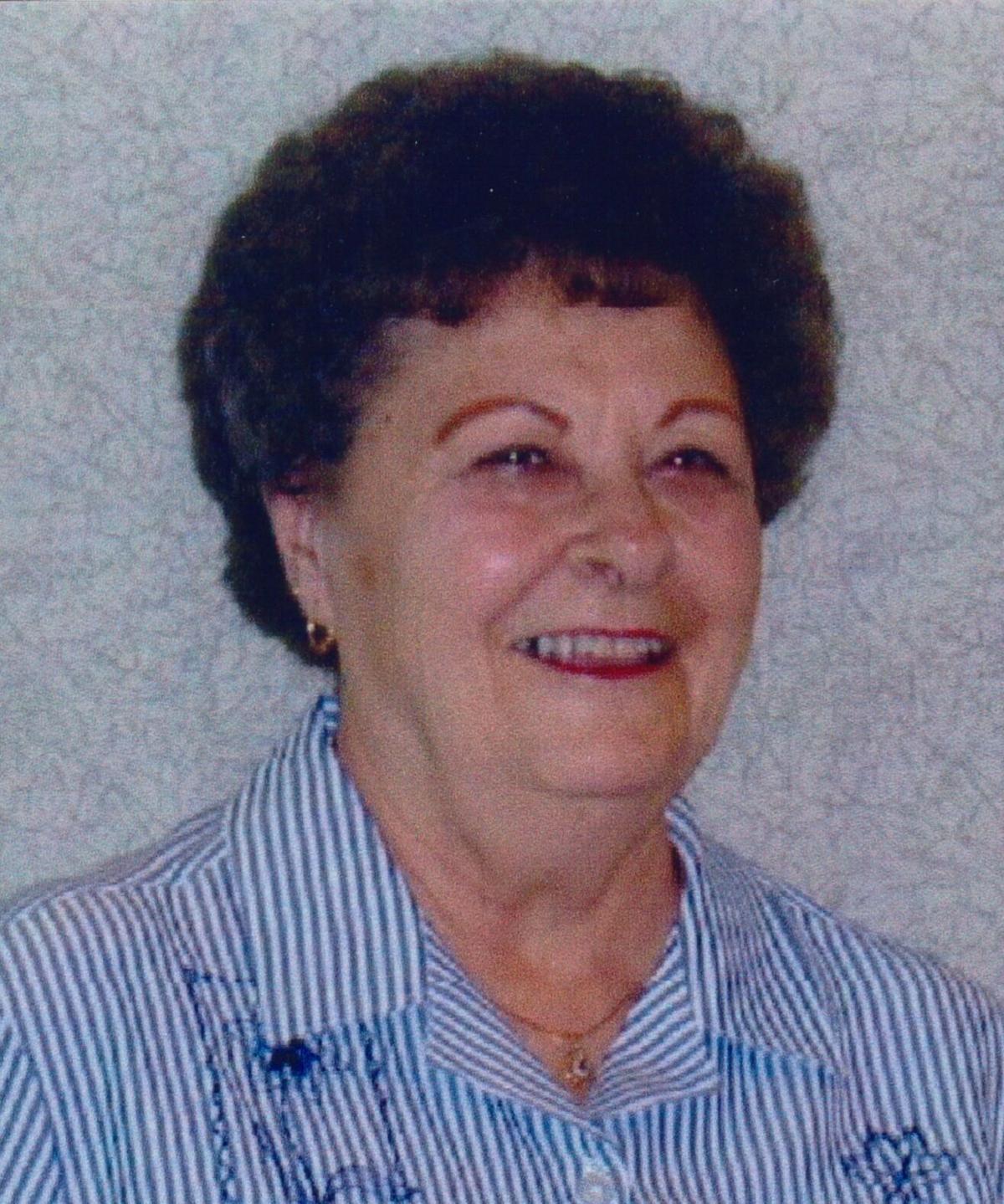 Betty Mae b Jackson Star and Herald Ripley and Ravenswood