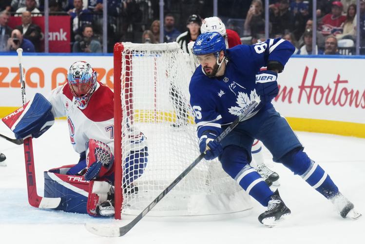 Carrier's goal late in the 3rd period helps Canadiens beat Maple Leafs