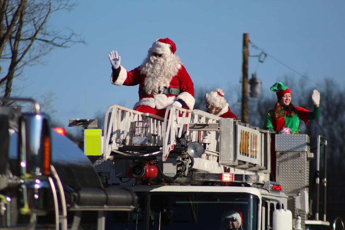 Weston, Jane Lew Christmas parades march through Lewis County this