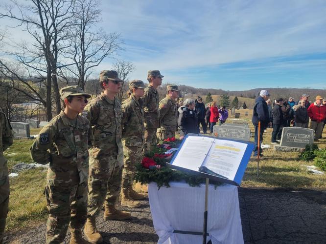 Community organizations prepare to honor veterans with Wreaths Across ...