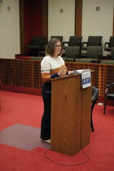 Broadband listening session draws about 2 dozen Upshur Lewis (West