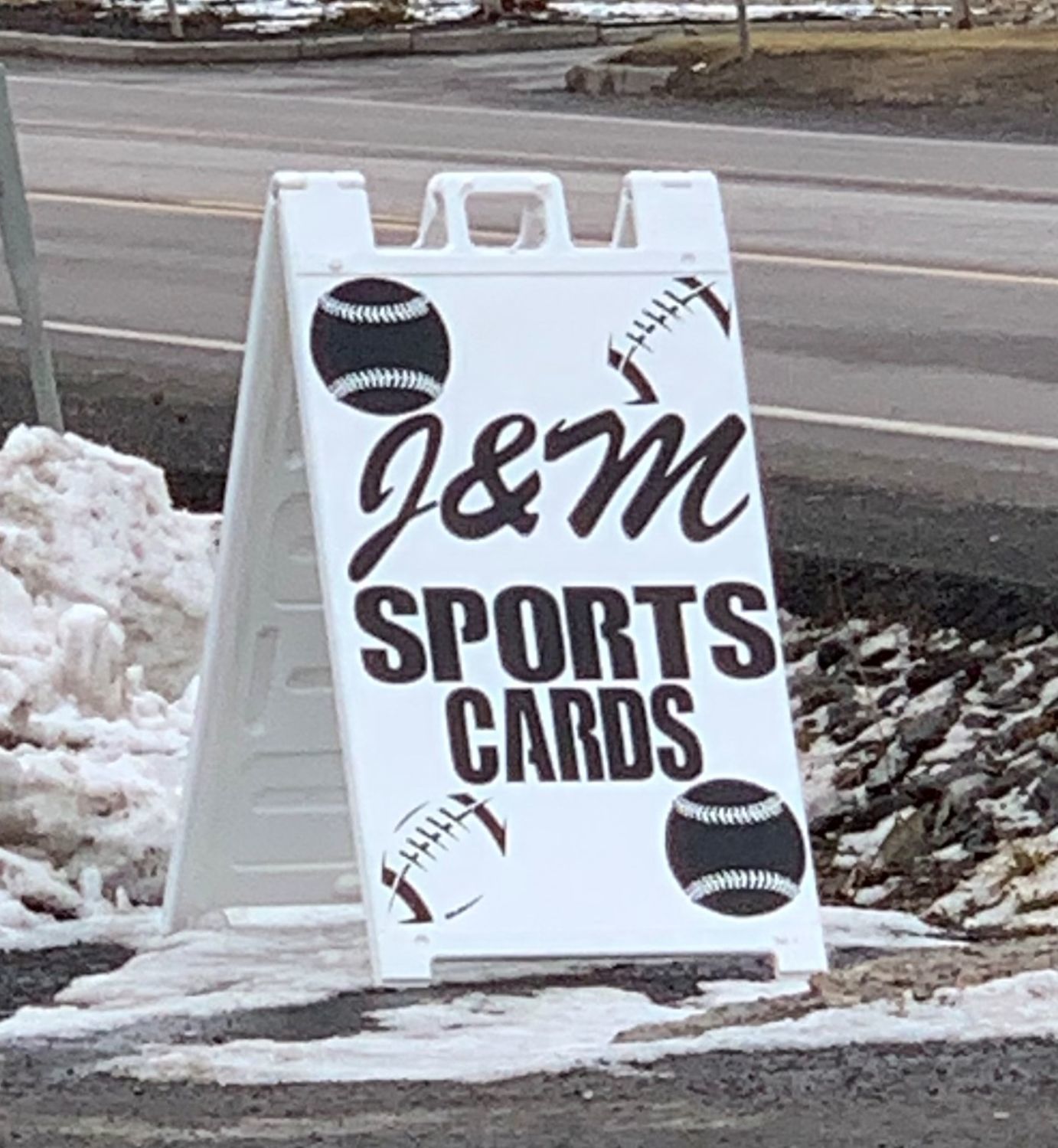 J&M Sports Cards open for collectors News