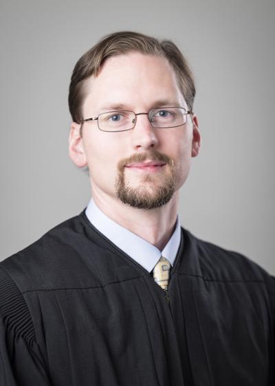 Hoxie announces bid for Taylor County (West Virginia) Circuit Court